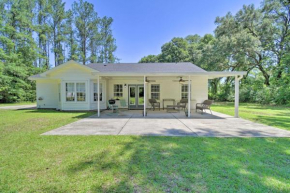 Spacious Fairhope Cottage with Covered Patio!